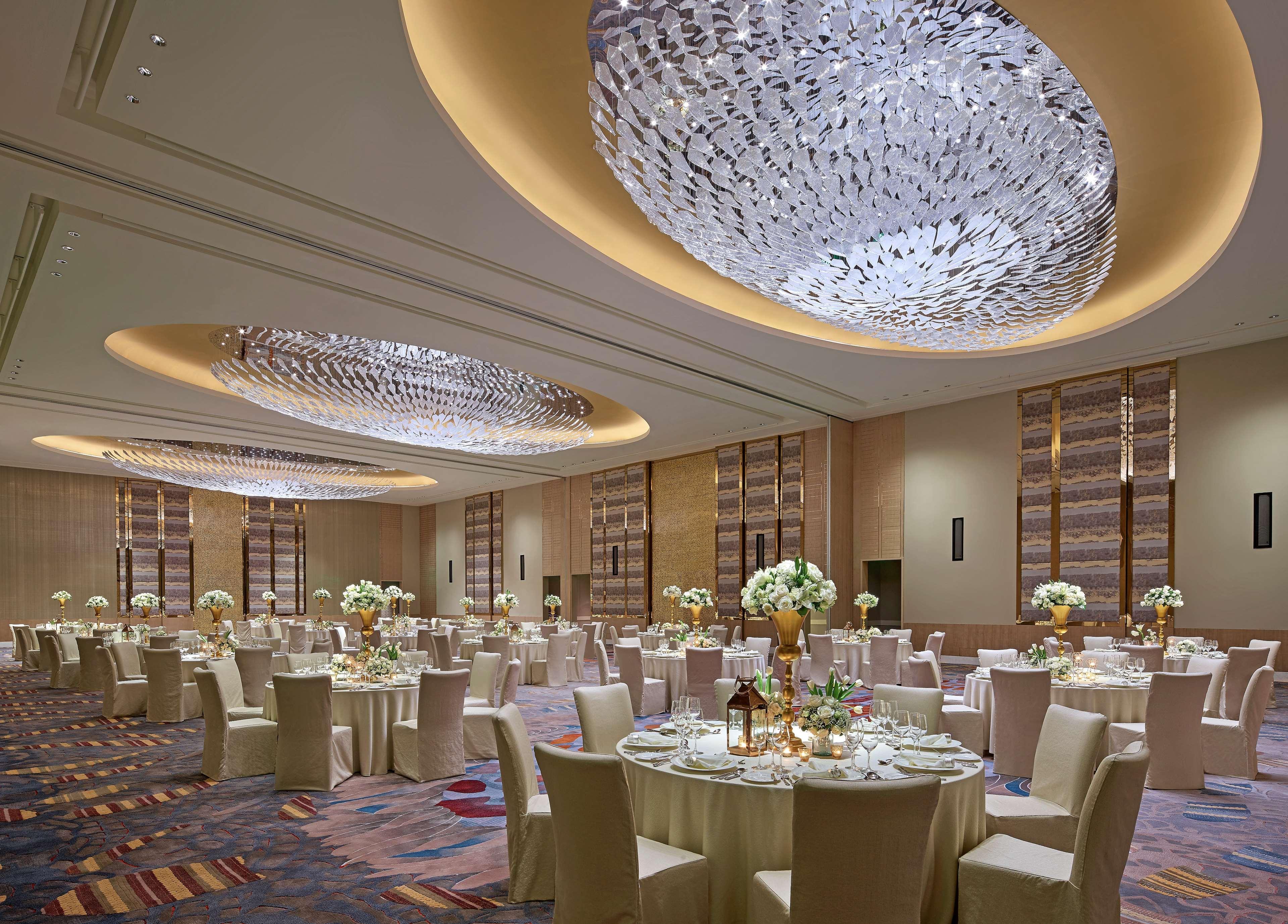 Shangri-La The Fort, Manila Taguig Exterior photo